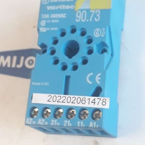 FINDER TYPE 90 73 SOCKET 10A 400VAC 90.73 FINDER TYPE 90 73 SOCKET 10A 400VAC 90.73