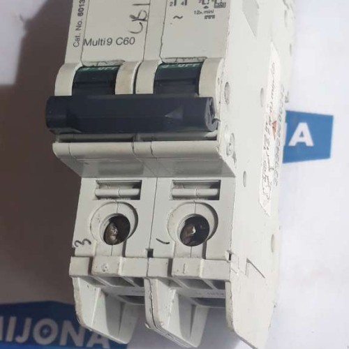 Merlin Gerin C0 5A MULTI9 C60  240V 125V