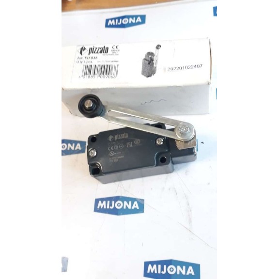 Pizzato FD 535 AC 15 3A 400V LIMIT SWITCH D17 FD1 283899 NEW OLD STOCK Pizzato FD 535 AC 15 3A 400V LIMIT SWITCH D17 FD1 283899 NEW OLD STOCK