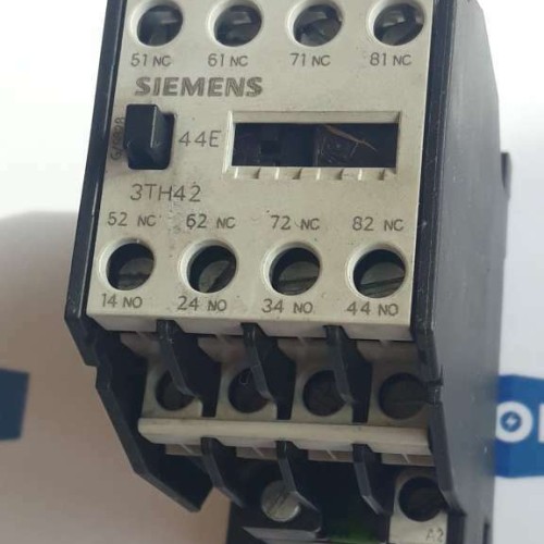 SIEMENS 3TH4244 0A CONTACTOR 4S+4O 4NO+4NC COIL 230V 50Hz 60Hz 3TH4244-0A
