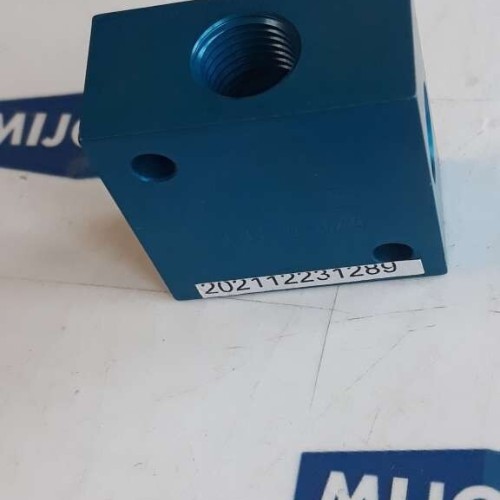 FESTO PNEUMATIC FR-4-1/4 FR 4 1 4 ( (new old stock) FESTO PNEUMATIC FR-4-1/4 FR 4 1 4 ( (new old stock)
