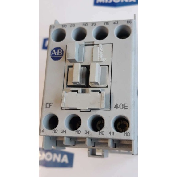 ALLEN BRADLEY 700 CF400D SER A 8kV AC 12 690V 25A AC 15 COIL 24V DC