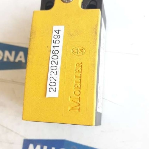 Moeller LS 20 AC15 400V 4A 230V 6A 115V 6A DC13 220V 0.3A 110V 1 3R 4X 12 13
