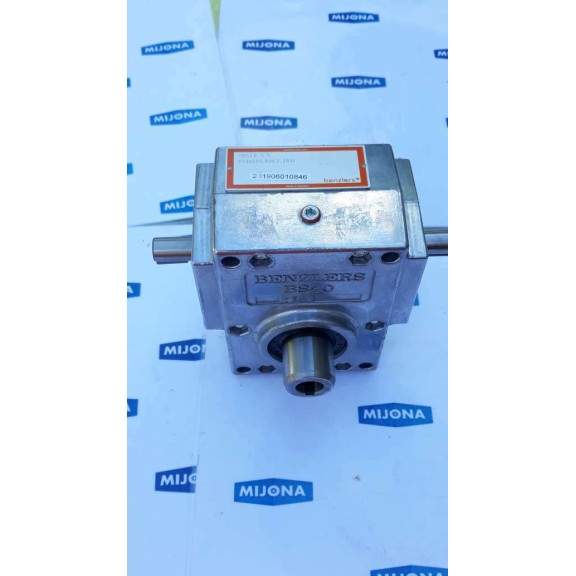 BENZLERS TBS40 5 5 9930295 010 Z 2014 Schneckengetriebe (new old stock) BENZLERS TBS40 5 5 9930295 010 Z 2014 Schneckengetriebe (new old stock)