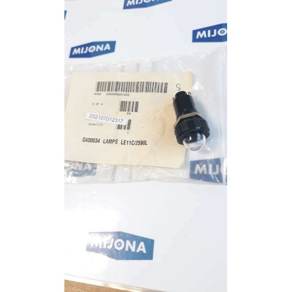 BULGIN Q400034 LE11C 2590L CLEAR (NEW OLD STOCK)
