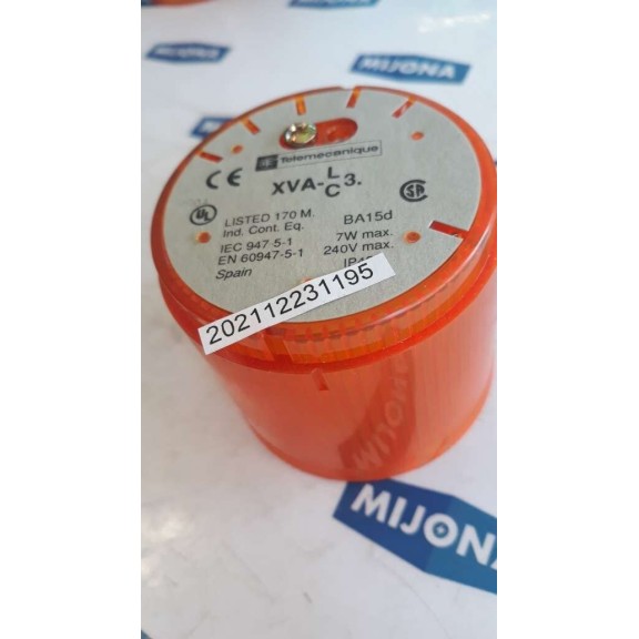 Telemecanique XVA LC 3 AMBER Stack Light 7W 240V BA15d