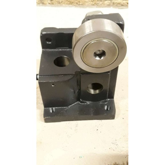 Güdel RB 72. IR  ROLLER SUPPORT 903590 (New old stock)
