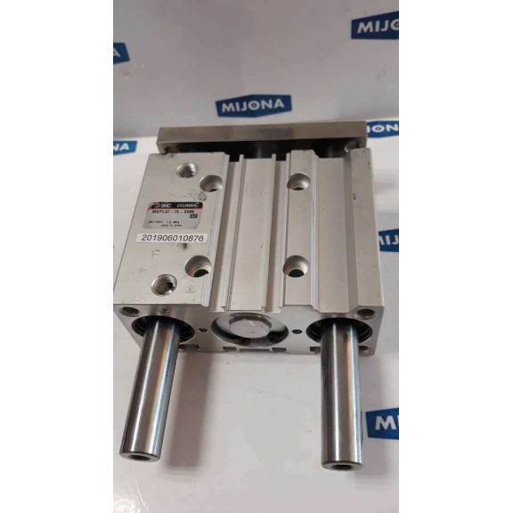SMC MGPL32 25 X986 CYLINDER 1.0MPa (New old stock)