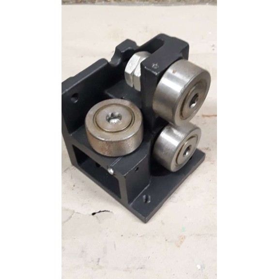 Güdel RB 62. I R  ROLLER SUPPORT 903560 (New old stock)