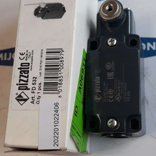 Pizzato FD 532 D15 FD1 181515 AC 15 3A 400V LIMIT SWITCH NEW OLD STOCK Pizzato FD 532 D15 FD1 181515 AC 15 3A 400V LIMIT SWITCH NEW OLD STOCK