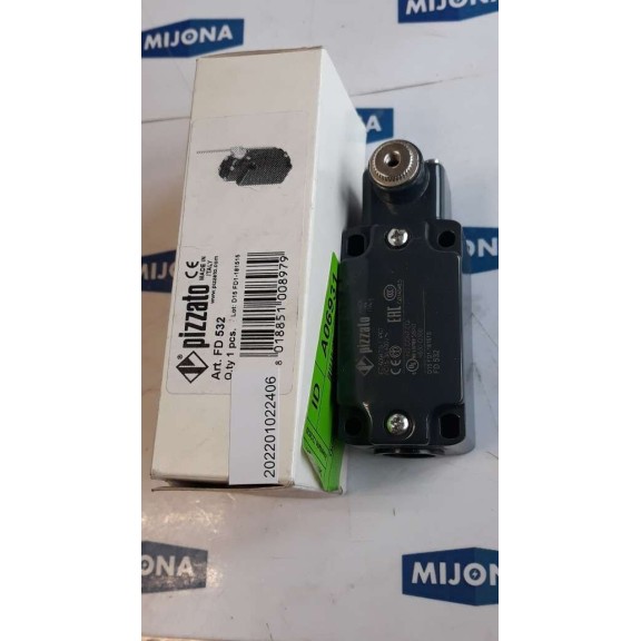 Pizzato FD 532 D15 FD1 181515 AC 15 3A 400V LIMIT SWITCH NEW OLD STOCK