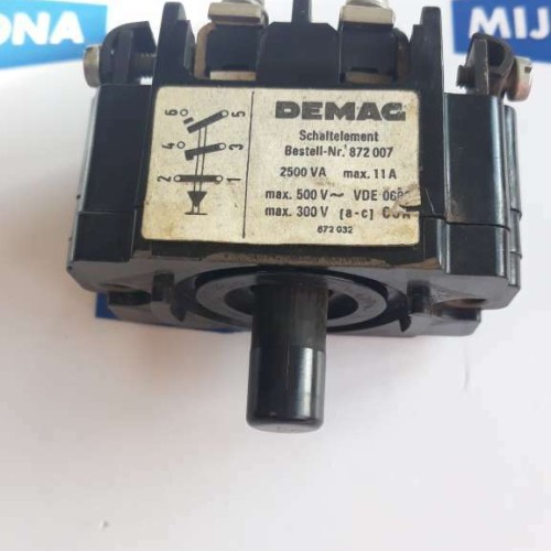 DEMAG Schaltelement Schalt-Element Kran-Schalter 872 007 2500VA 11A 500V 300V