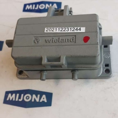 Wieland 70.325.1028.0 Housing Open Bottom With Cover size 10 new old stock