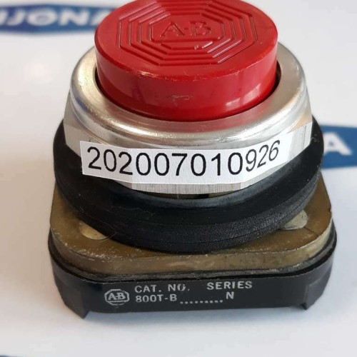 ALLEN BRADLEY 800T B RED BUTTON SERIES N (NEW OLD STOCK)