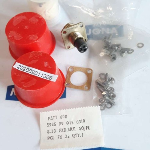 AMPHENOL 5935 99 015 0319 PCL 76 23 CONNECTOR PCL 7623 NEW OLD STOCK