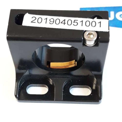 IFM E10731 E3854418 Angle bracket Winkelhalterung metal (New old stock)
