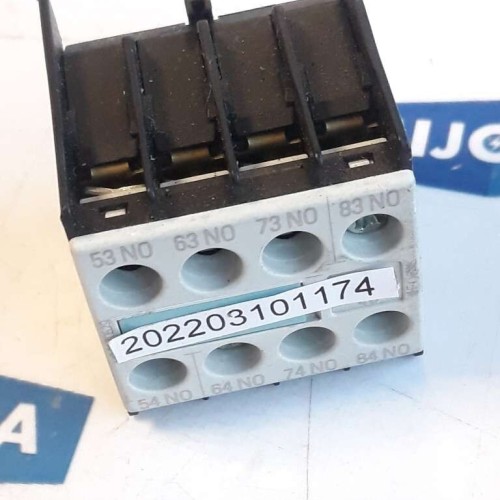 SIEMENS 3RH1911 1FA40 690V 10A 240V DC13 AC15 Auxiliary contact block
