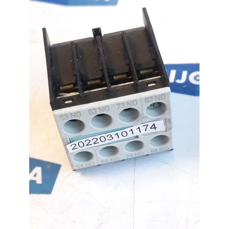 SIEMENS 3RH1911 1FA40 690V 10A 240V DC13 AC15 Auxiliary contact block