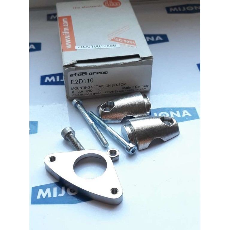 IFM E20720 MOUNTING SET  P AB 1203 17 (new old stock)