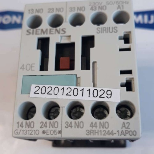 Siemens SIRIUS 3RH1244 1AP00 CONTACTOR 230V 50-60HZ (NEW OLD STOCK)