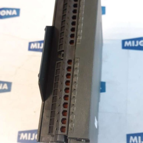 SIEMENS simatic S7 6ES7 322 5HB01 0AB0 6ES7322-5HB01-0AB0