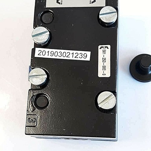 Rexroth Mecman Pneumatik valve 581 253 000 0 00W45 typ 3 (new old stock)