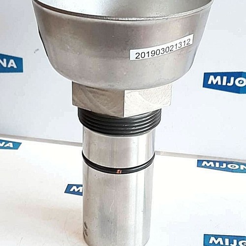 OIL CUP 254966 (new old stock) OIL CUP 254966 (new old stock)