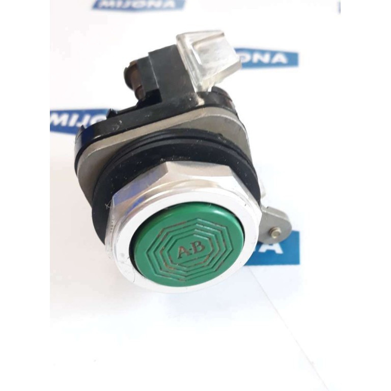 ALLEN BRADLEY 800T XD1 SERIES C 600VAC / 800T A1 SERIES N GREEN (NEW OLD STOCK)