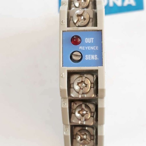 KEYENCE ES 32DC 125218 Proximity Sensor Amplifier KEYENCE ES 32DC 125218 Proximity Sensor Amplifier