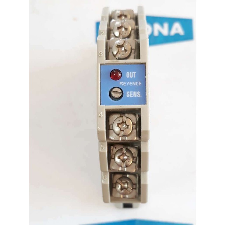 KEYENCE ES 32DC 125218 Proximity Sensor Amplifier