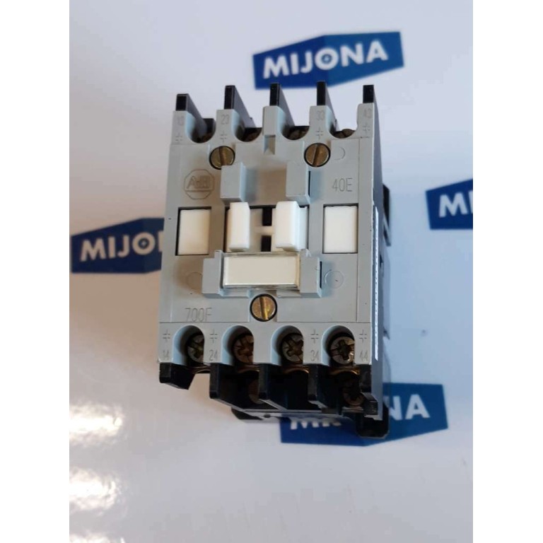 ALLEN BRADLEY 700 F400A1N SERIE C 40E 120V 60HZ 110V 50HZ HA473 (NEW OLD STOCK)