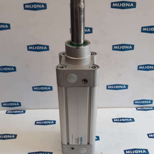 Festo DNC 50 80 PPV A 163372 RN08 MAX 12BAR (new old stock)