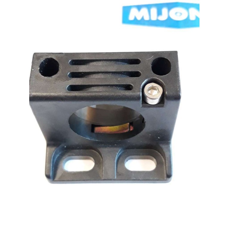 IFM E10731 E3854418 Angle bracket Winkelhalterung (New old stock)