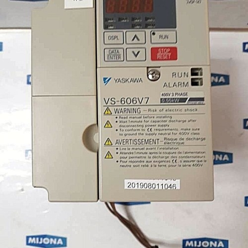 YASKAWA VS 606V7 400V 3PHASE 0.55KW CIMR V7CC40P4 40P47 Frequenzumrichter