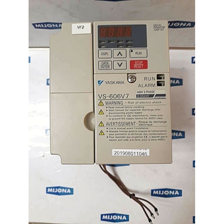 YASKAWA VS 606V7 400V 3PHASE 0.55KW CIMR V7CC40P4 40P47 Frequenzumrichter