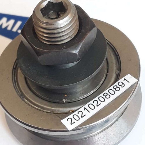 C T S Roller with pin C416 (NEW OLD STOCK) C T S Roller with pin C416 (NEW OLD STOCK)