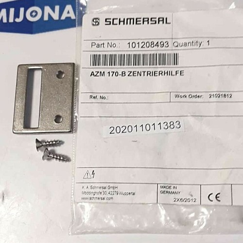 SCHMERSAL AZM 170 B ZENTRIERHILFE 101208493 (NEW OLD STOCK) SCHMERSAL AZM 170 B ZENTRIERHILFE 101208493 (NEW OLD STOCK)
