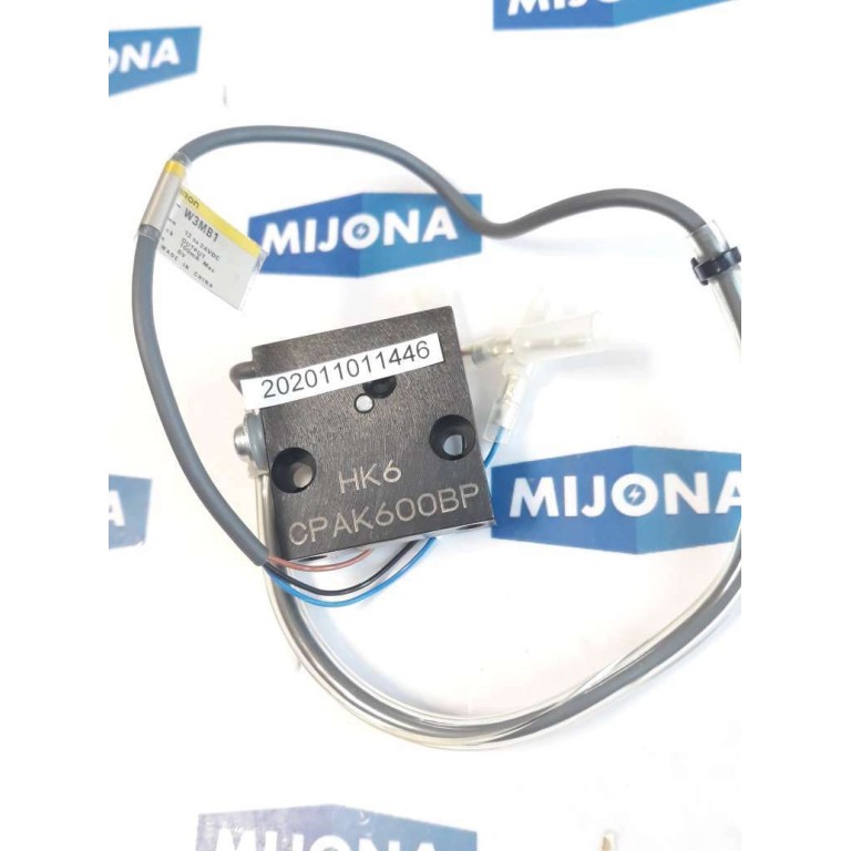 OMRON TL W3MB1 12-24VDC / TL W3MB1 PROXIMITY SENSOR SHINJO HK6 CPAK600BP 10613M