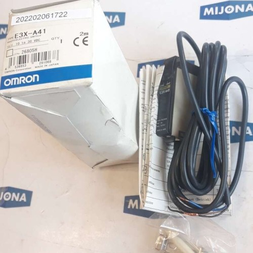 OMRON E3X A41 PHOTOELECTRIC SWITCH 10 30V DC E3X-A41 new old stock