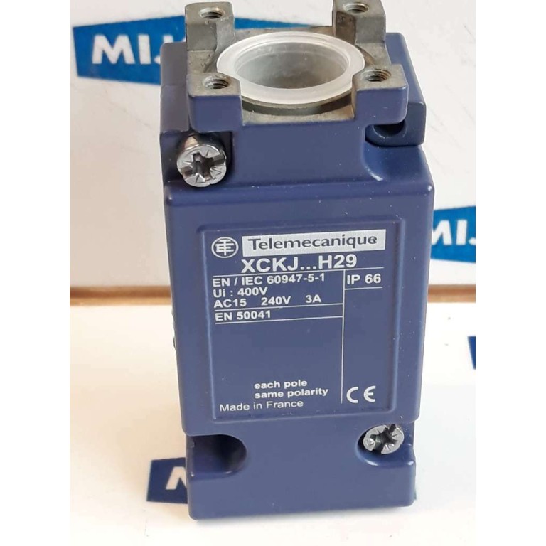 Telemecanique XCKJ H29 IP66 Ui 400V AC15 240V 3A EN 50041 Limit switch Telemecanique XCKJ H29 IP66 Ui 400V AC15 240V 3A EN 50041 Limit switch