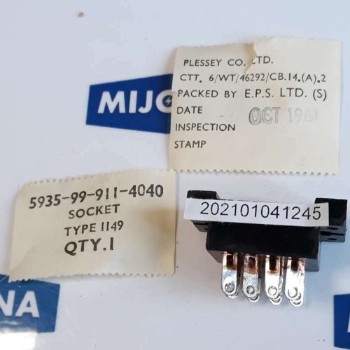 Plessey 5935 99 911 4040 SOCKET TYPE 1149 6 WT 46292 CB 14 A 2 (NEW OLD STOCK)