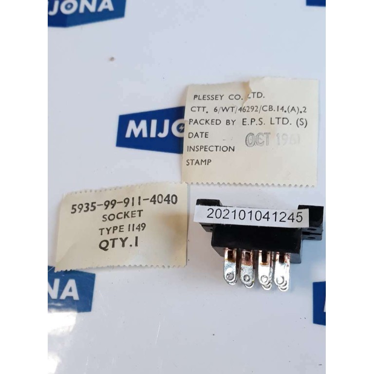 Plessey 5935 99 911 4040 SOCKET TYPE 1149 6 WT 46292 CB 14 A 2 (NEW OLD STOCK)