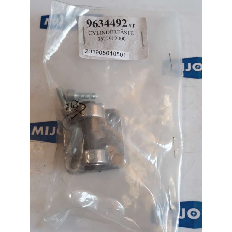 Aventics 3672902000 CYLINDER BRACKET Zylinderhalterung Aventics 3672902000 CYLINDER BRACKET Zylinderhalterung