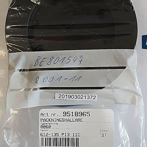 8060 Packhalter packing retainer