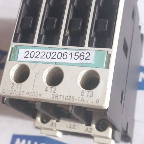 SIEMENS 3RT1025 1AL20 3RT1025-1AL20 230V 50 60HZ 3RT1926 1CD00 SIEMENS 3RT1025 1AL20 3RT1025-1AL20 230V 50 60HZ 3RT1926 1CD00