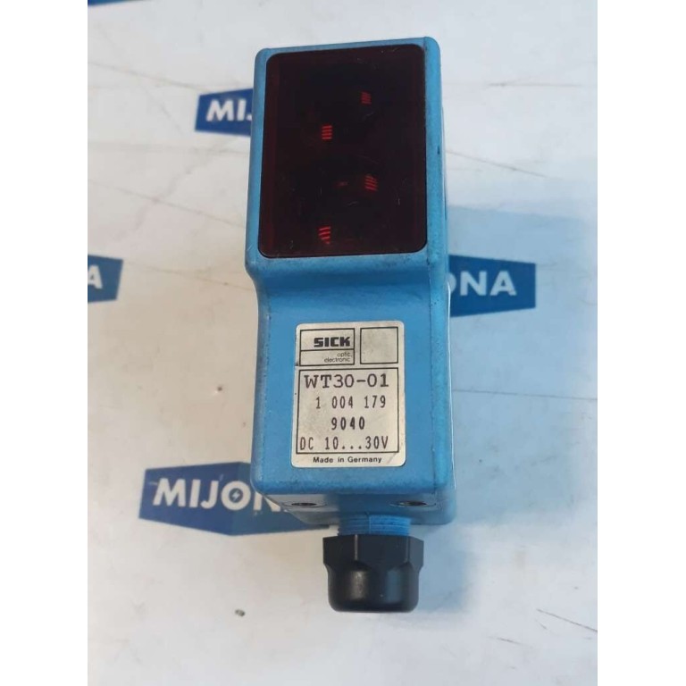 SICK WT30 01 1004 179 DC 10 30V sensor SICK WT30 01 1004 179 DC 10 30V sensor