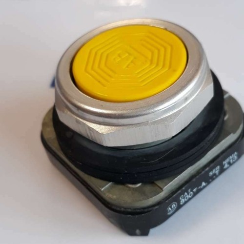 ALLEN BRADLEY 800T A YELLOW BUTTON SERIES T NEMA 4 13 (NEW OLD STOCK)