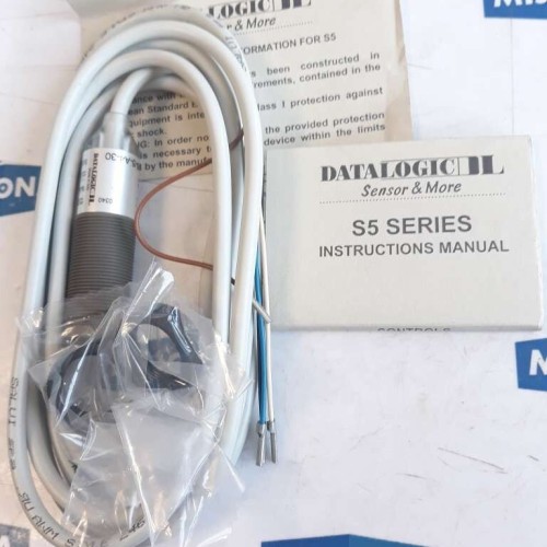 DATALOGIC S5 5 A4 30 DATASENSOR  10 30V DC  NEW OLD STOCK