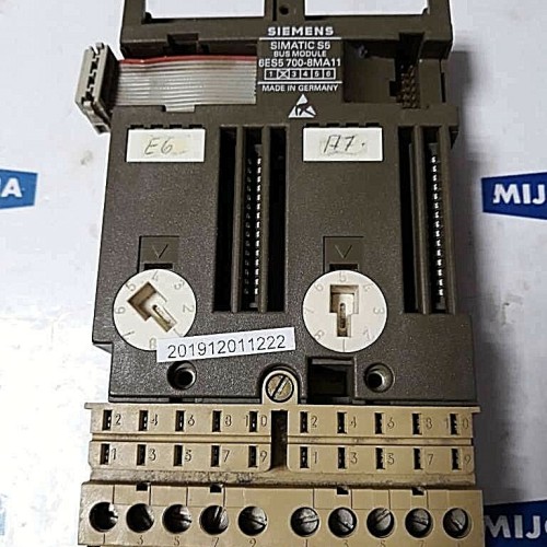 Siemens SIMATIC S5 BUS MODULE 6ES5 700 8MA11 6ES5700-8MA11