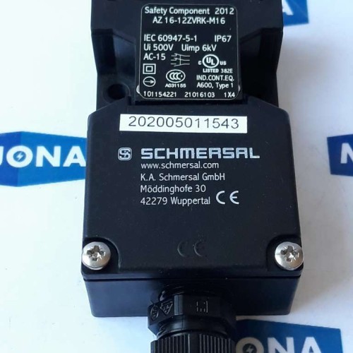 Schmersal AZ 16 12VRK M16 SAFETY COMPONENT 2012  IP67 500V 6kV NEW OLD STOCK